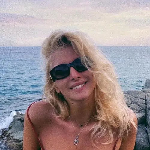 hubschiiilauraa image 0